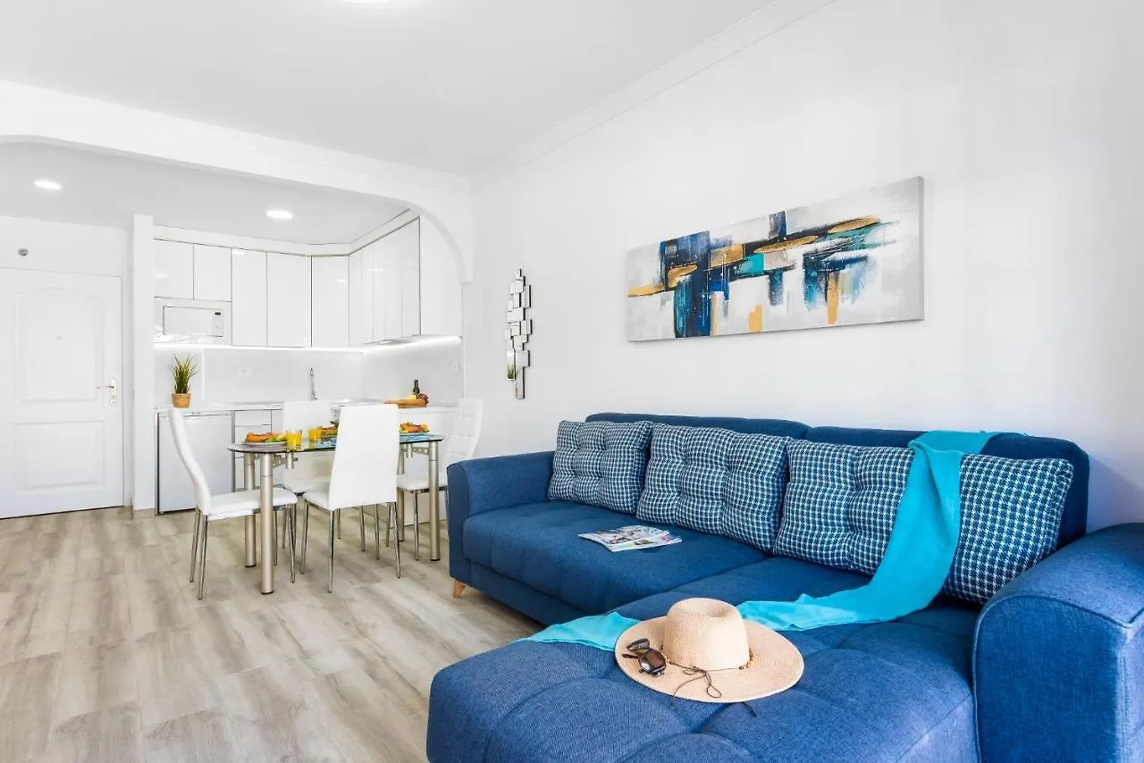 Sunshine Smart Home Hi-End Services Av Streaming Arona  0*, Arona (Tenerife) Spain