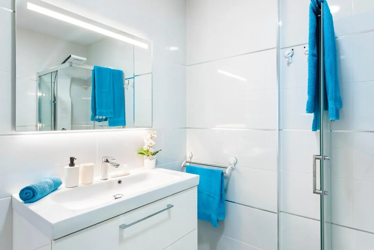 Apartment Sunshine Smart Home Hi-End Services Av Streaming Arona  Spain
